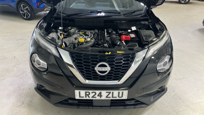 Nissan Juke 1.0 DiG-T 114 N-Connecta 5dr Petrol Hatchback